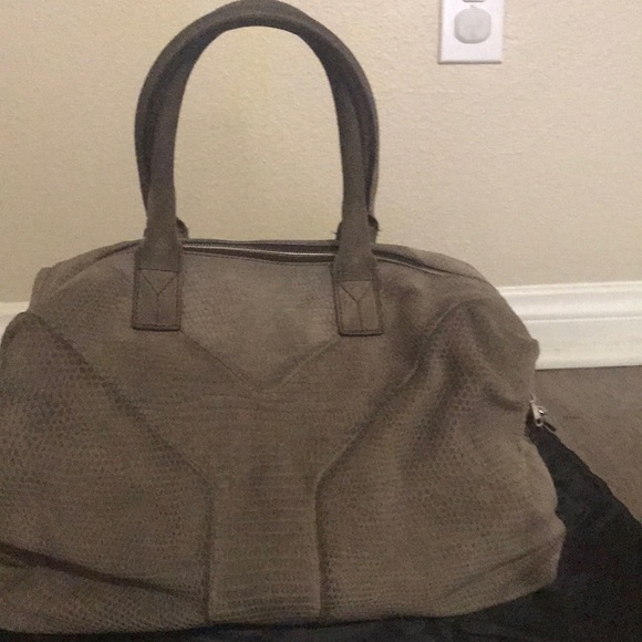 Authentic Yves Saint Laurent Easy bag - Picture 4 of 14